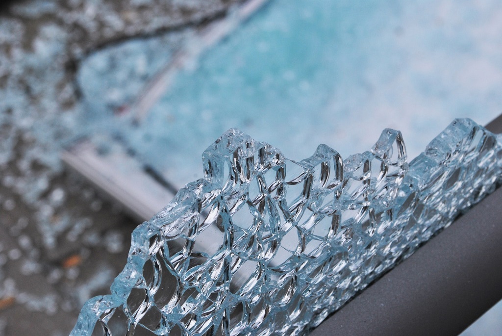 شیشه سکوریت